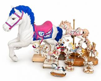 22 VintageCarouselHorseFigurinesMusicBoxLot
