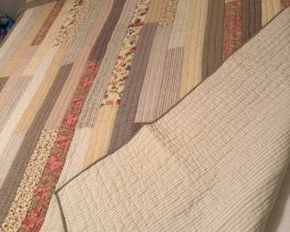 Strippy Quilt / Modern Strip-Pieced Design