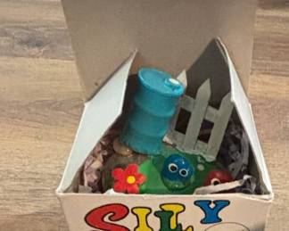 Sily Stones Figurine
