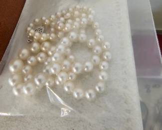 Pearl Necklace