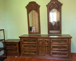 Vintage Wood Dresser W Matching Wall Mirrors