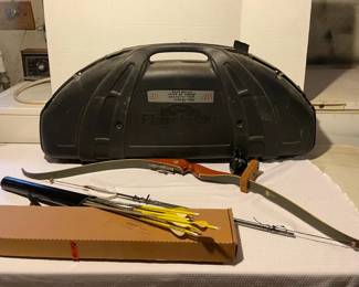 Bear Archery Brand 58 Fishing Bow, Bow Case, Arrows