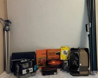Vintage Polaroid 320, Vivitar Tele 703, Keystone Capri 8mm, Projector  Screen