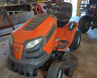 Husqvarna YTA 22V46 Riding Lawn Mower