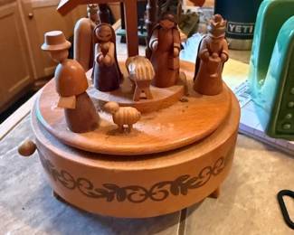 Vintage Erzebirge Wooden Nativity Music Box (Does not play)