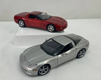 Chevrolet Corvette 1:18 Scale Die-Cast Model Cars