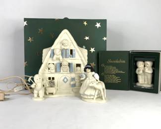 Snowbabies Lighted Cottage and Figurines