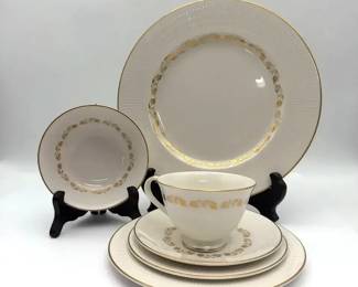 Vintage Royal Doulton Fairfax 6 PC Place Setting TC1006 D
