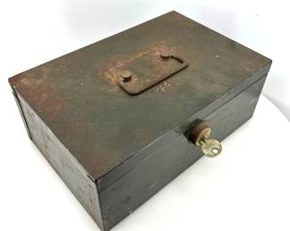 Vintage HeavyDuty Metal Lock Box with Key Lock Mechanism