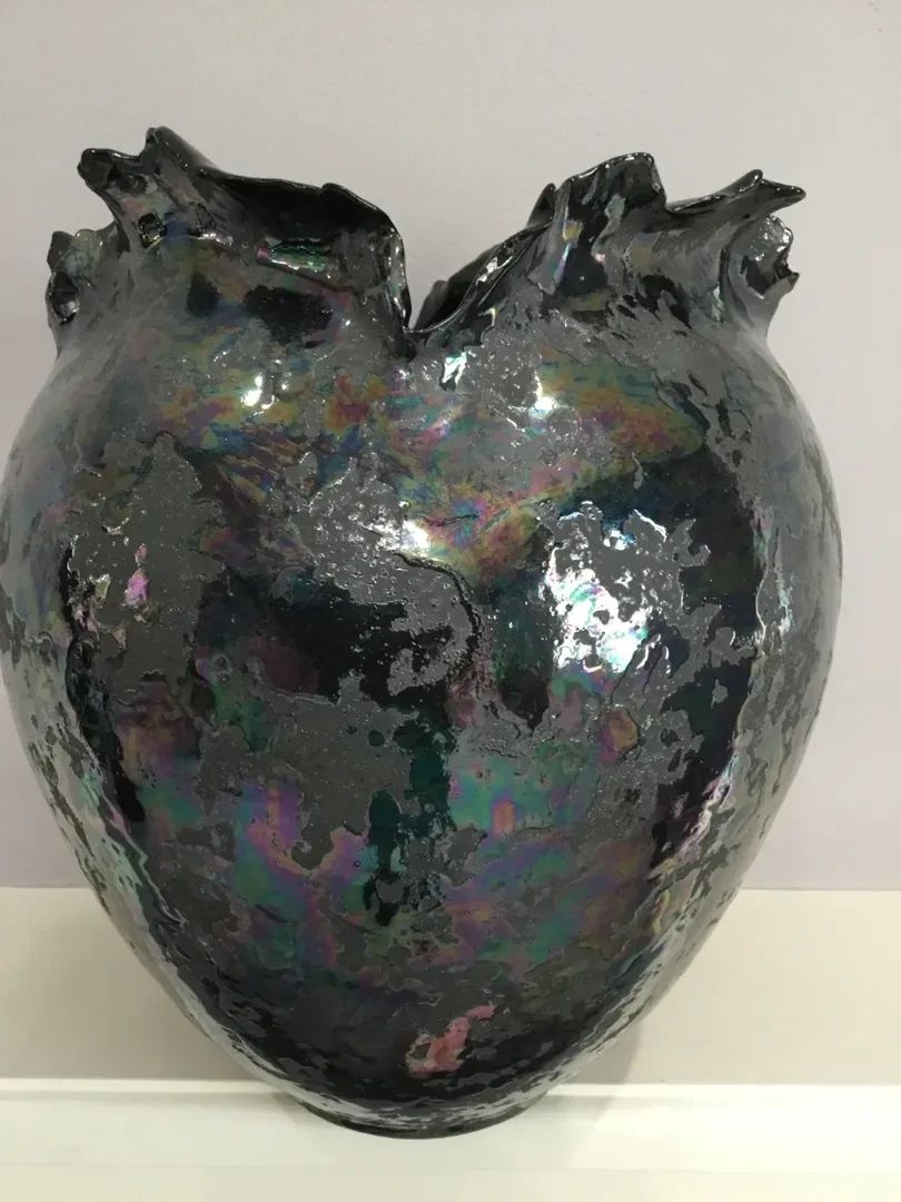 VAN TEAL Raku Vase