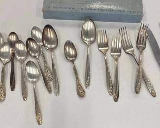 Vintage International Silver Rogers Silverplate Flatware Lot with Original Box 17 Pieces