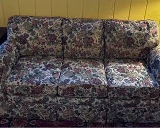 Traditional Floral Upholstered Sleeper Sofa  3Seat PullOut Sofa Bed