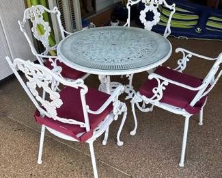 Ornate English Garden Dining Set  Round Table  4 WreathBack Armchairs  Purchased in England