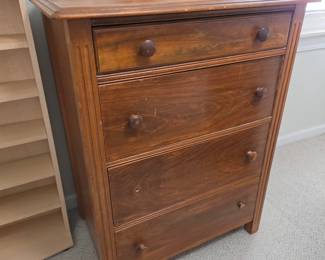 $ 50, Antique 4 drawer dresser