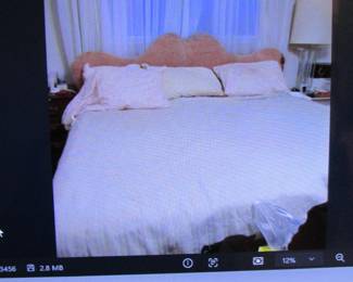 King bamboo bed from Cantoni hardly used Offsite