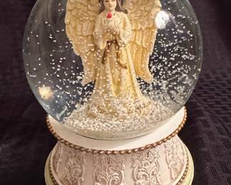Angel Snow Globe with Ornate Base