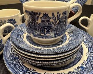 Churchill Blue Willow Tea Set