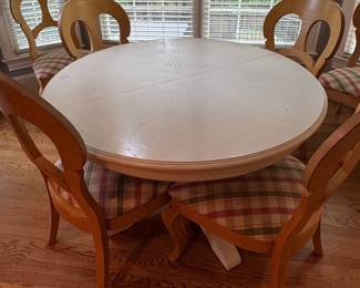 Round Dining Table and Chairs Set