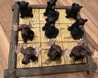 Black Forest Decor Bears vs Moose Tic-Tac-Toe Game Set