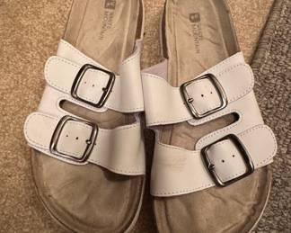 White Mountain Helga Footbed Sandals