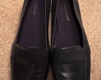 Easy Spirit Women's Leather Loafers