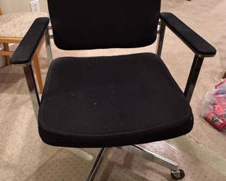 Steelcase 454 Series Office Chair