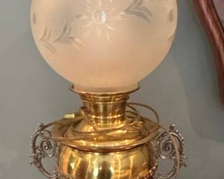 Victorian Style Brass Banquet Lamp