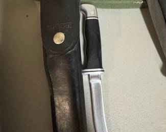 Buck Model 121 Fisherman Fixed Blade Knife
