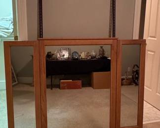 Tri-Fold Dresser Mirror with Mounting Brackets