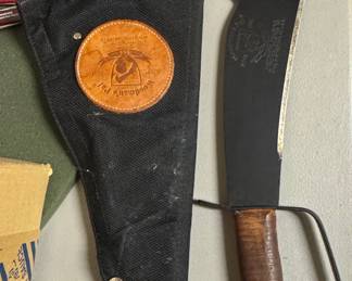 Woodman's Pal Model 284 Machete with Sheath