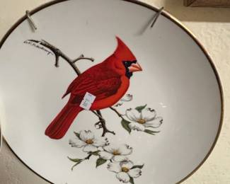 Avon North American Songbird Series Cardinal Collector Plate