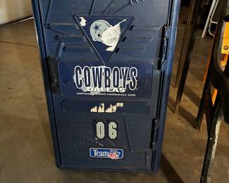 Cowboy locker