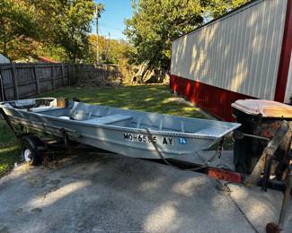 Aluminum fishing boat and trailer