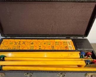 Mahjong set vintage