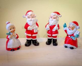 Vintage Ceramic Santa Salt and Pepper Shakers
