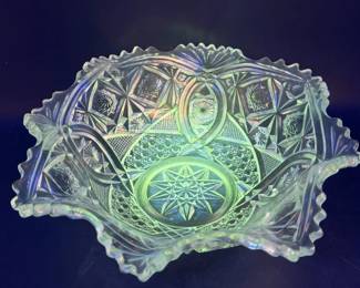 1910s New Martinsville Redford Glass Dish-UV Reactive
