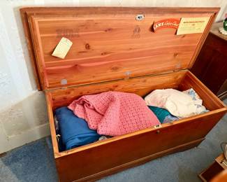 Lane Cedar Chest