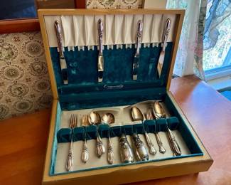 Community "White Orchid" Silverplate Silverware Set