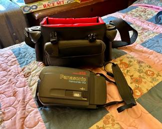 Panasonic Palmcorder IQ with Case, Tape, Extra Battery (Untested)