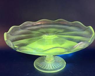 Vintage Pedestal Cake Stand