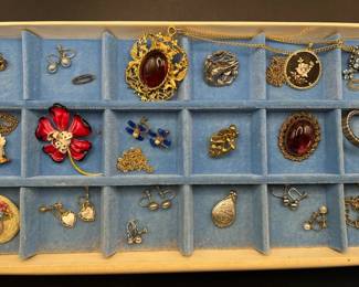 Antique & Vintage Jewellery Collection
