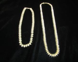 Graduated Pearls