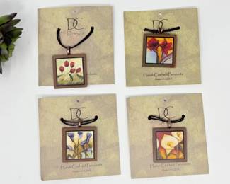 153 DCDesignsHandcraftedFloralSquarePendantSet