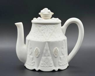 65 LenoxButlersPantryEmbossedWhiteTeapot