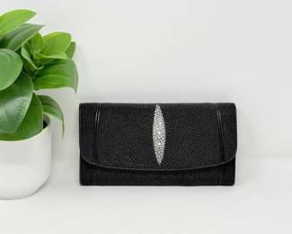 21 ROYAGenuineStingrayLeatherWallet