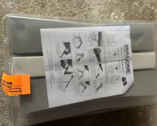 Lot 29: Kayak Roof Rack