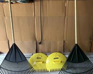 Lot 26: Rakes