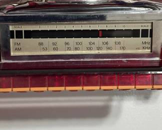 Lot 65: Juke Box Radio/Tape Player