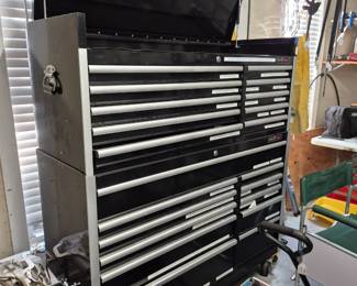 Massive 2 pc. Tool Chest