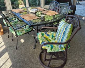 5 pc. Ptio table and chairs, one of 2 swivel chairs
